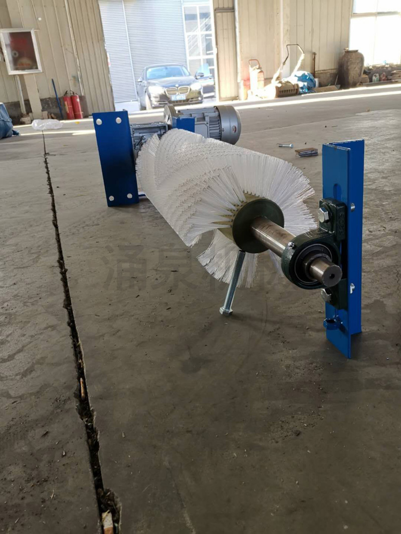 電動(dòng)滾刷清掃器帶 (4).jpg