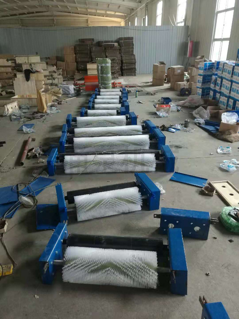 無動力滾刷清掃器 (7).jpg