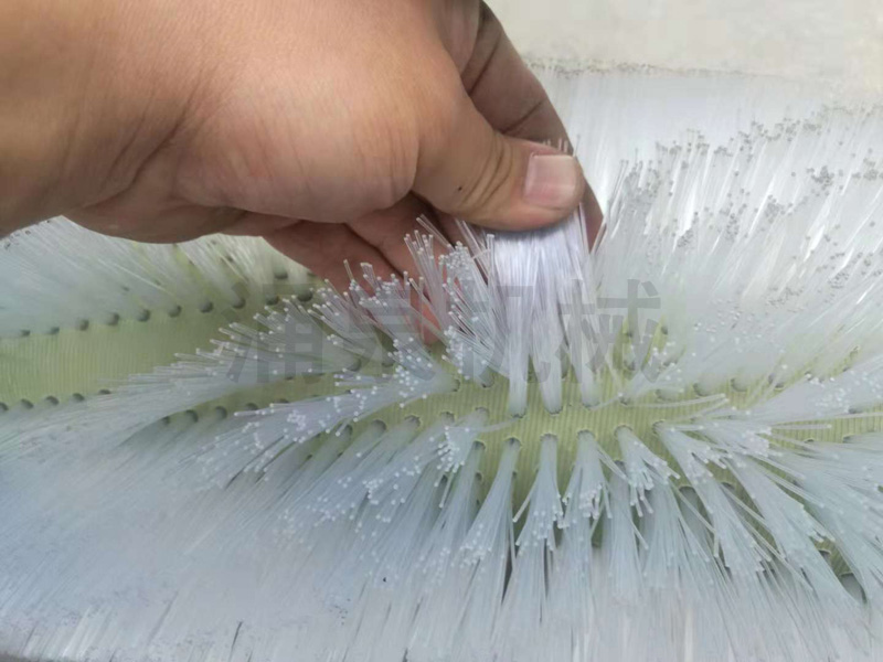 無動力滾刷清掃器 (4).jpg